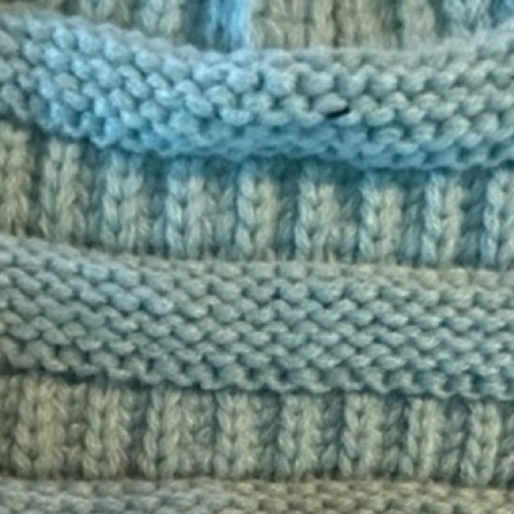 CC Exclusives Pony Tail Beanie Solid Cuff Beanie Hat Plain Knit Winter Slouchy - Picture 2 of 9